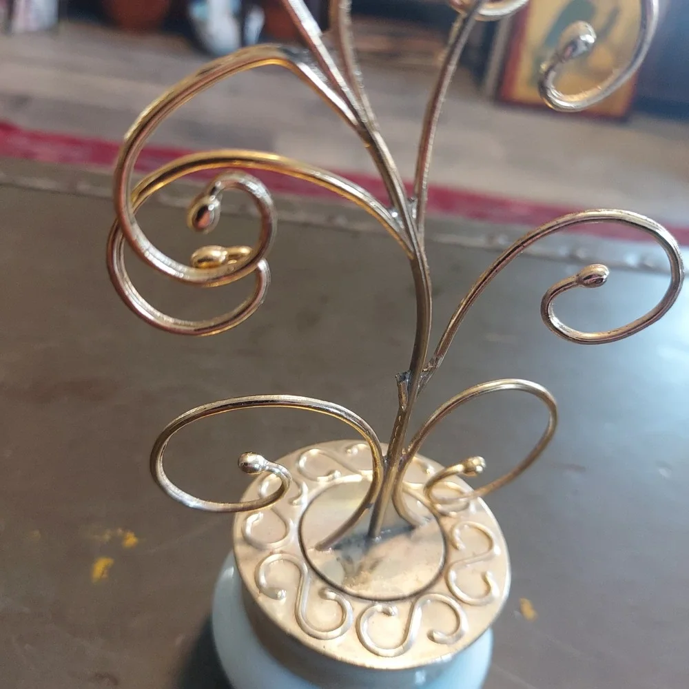 Vintage Avon Butterfly Jewelry Tree Slag Milk Glass Base Gold Filigree 6x2